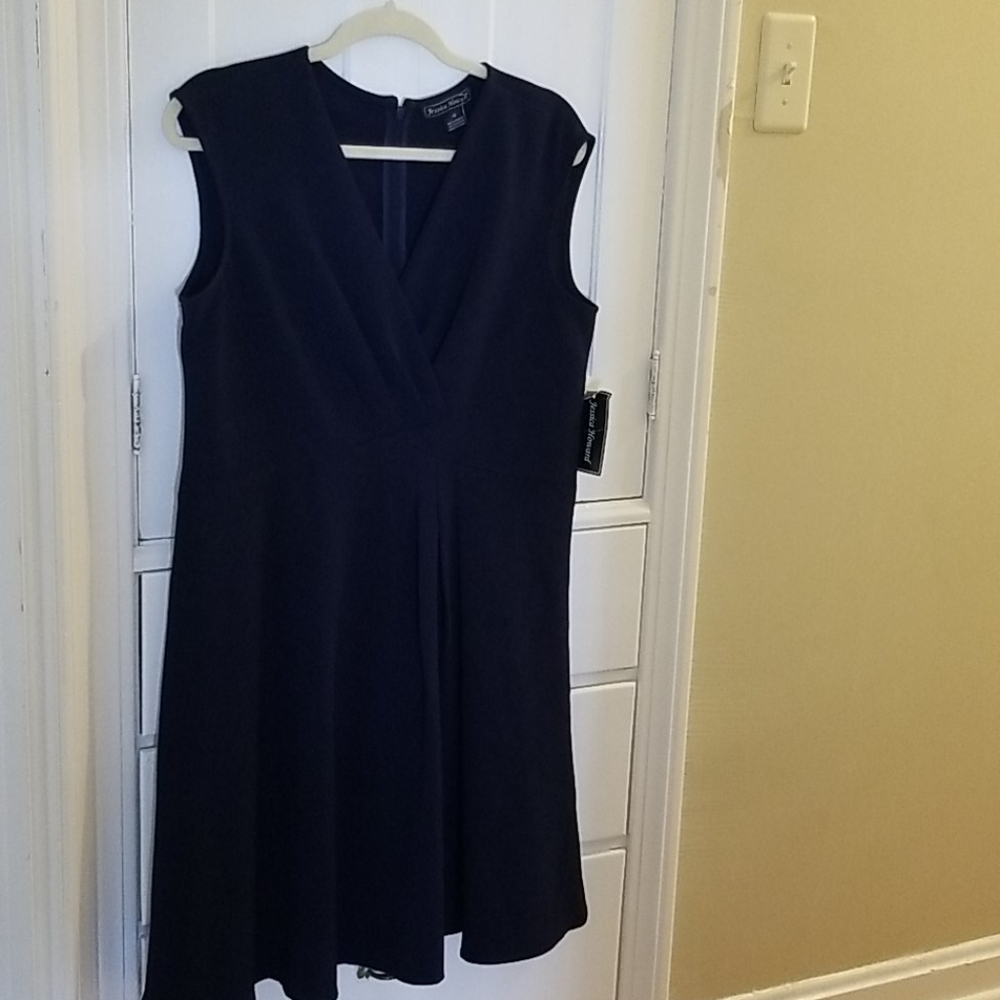 Woman' dress
